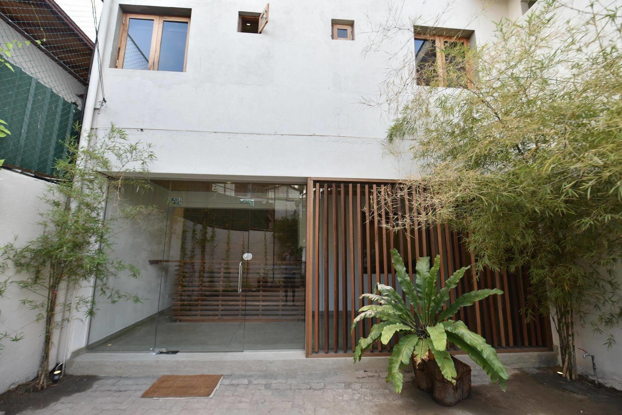 Moss Bnb كولمبو المظهر الخارجي الصورة